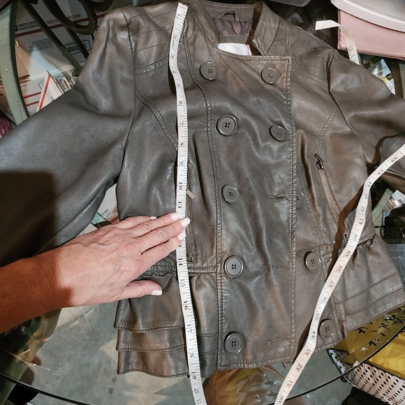 Gray Ruffled Bottom Jacket - Picture 5 of 16